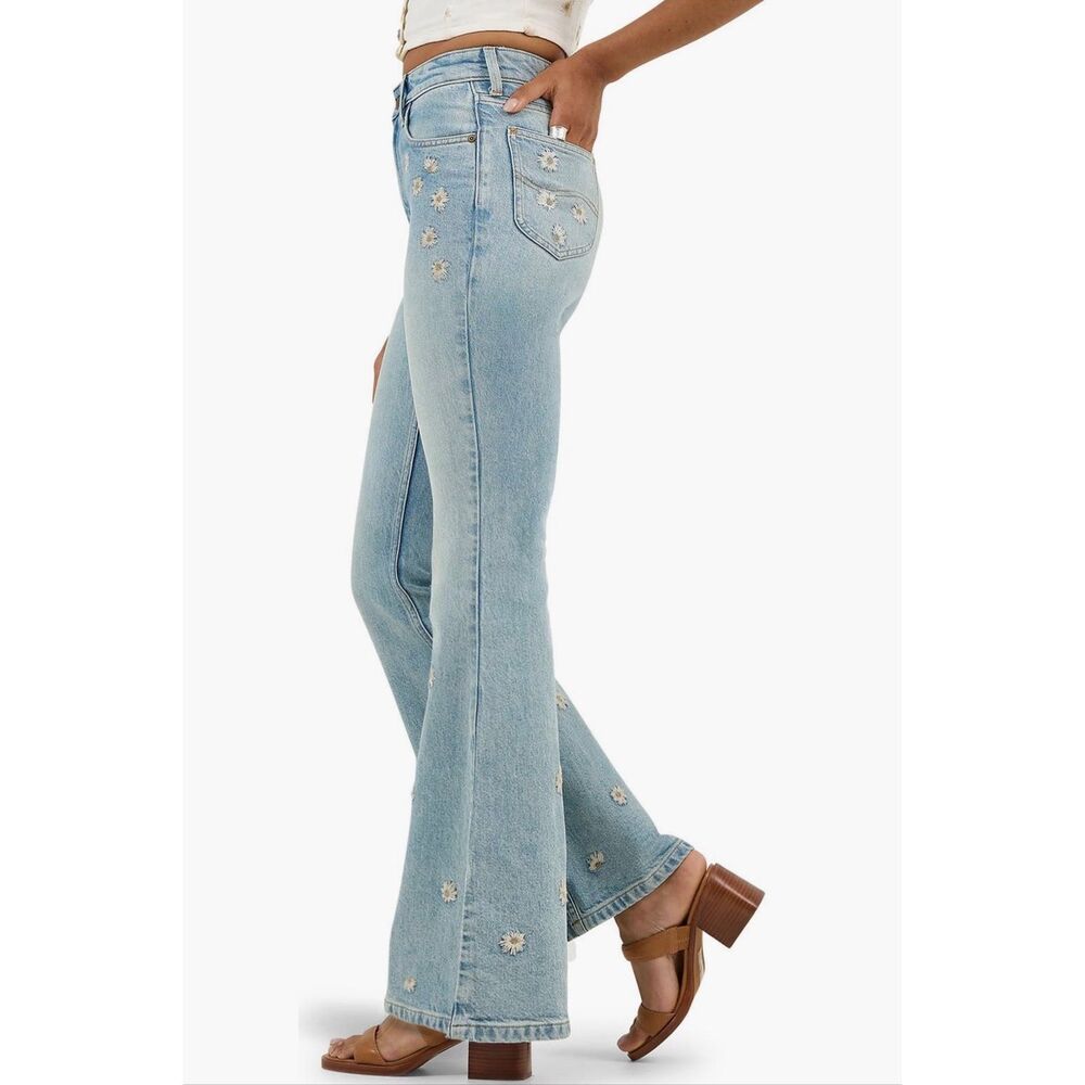 Lee Size 30 Embroidered Wide Flare Leg Jeans Daisy Boho Denim Free People - Picture 3 of 14